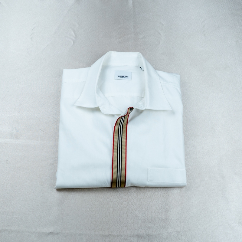 Burberry White Shirt size XL